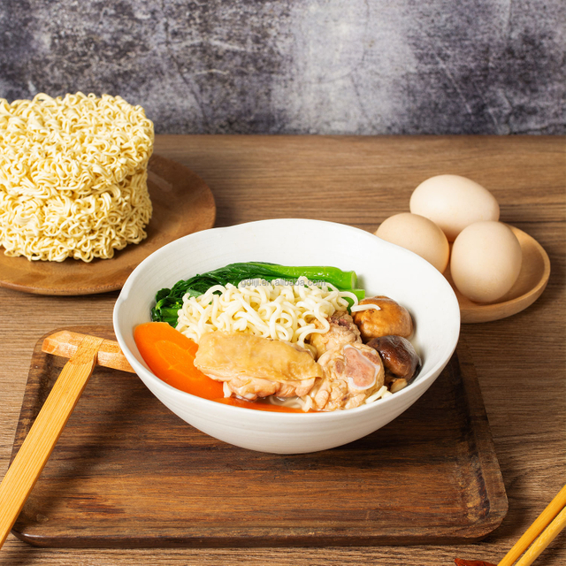 Liji Dry Food Box Packaging Noodles Meal Replacement Wholesale Chicken Soup Instant Noodle