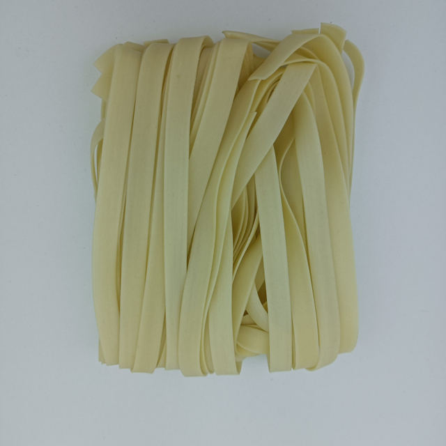 dry ramen noodles