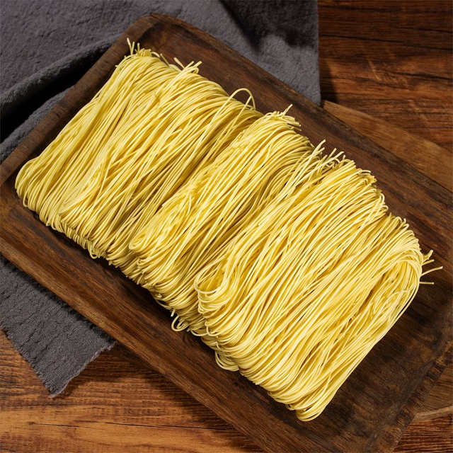 Authentic Asian Food Wholesale Enriched 500G Egg Noodles Easy and Quick to Cook