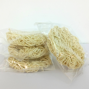 asian salad with chow mein noodles