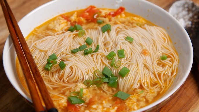 dried thin egg noodles